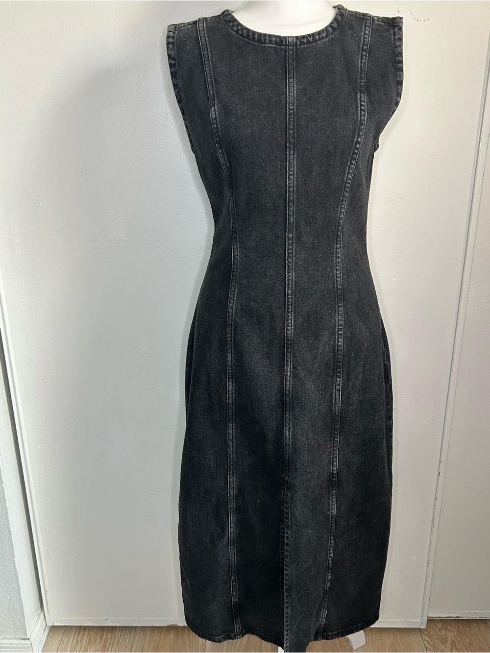Abercrombie & Fitch Sleeveless Shell Faded Black Denim Midi Dress